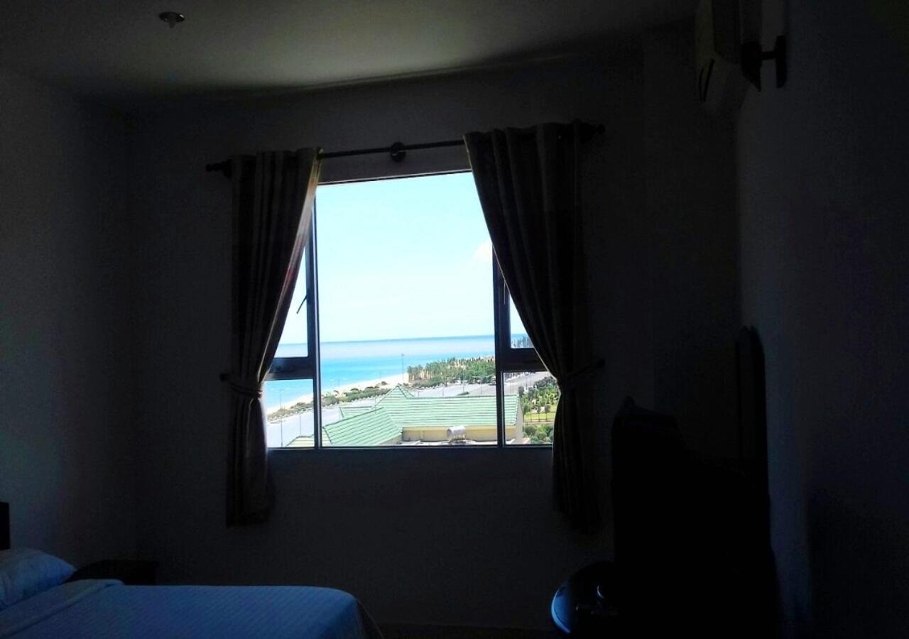 Long Beach Hotel Туихоа Экстерьер фото