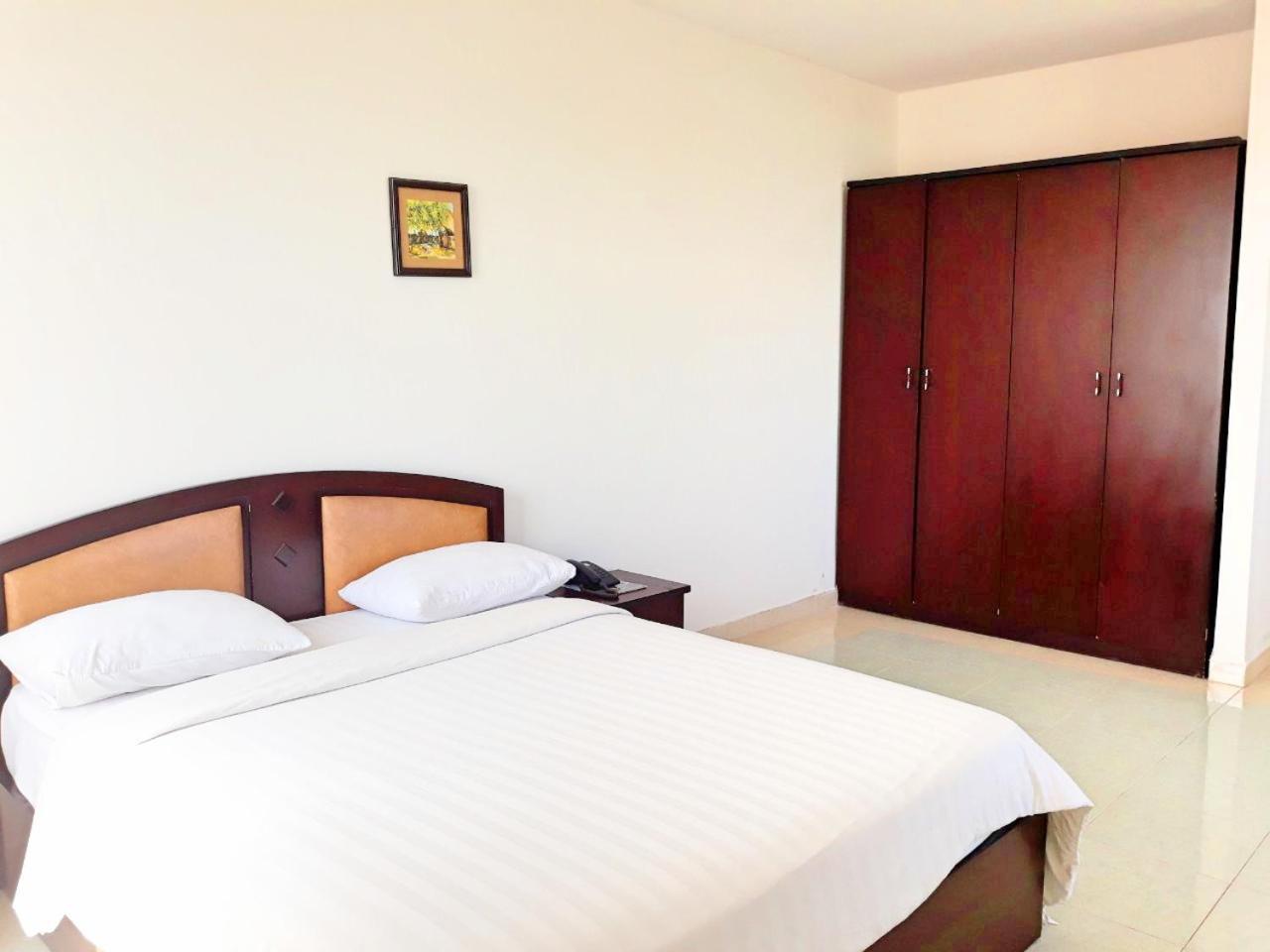 Long Beach Hotel Туихоа Экстерьер фото